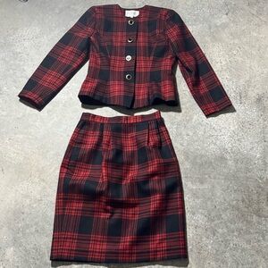 VTG Lord & Taylor Wool Plaid Red Black Women's Skirt‎ Set Size 10 Retro Classic
